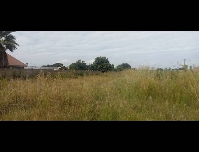 4,502M² VACANT LAND FOR SALE IN RIVERSDALE